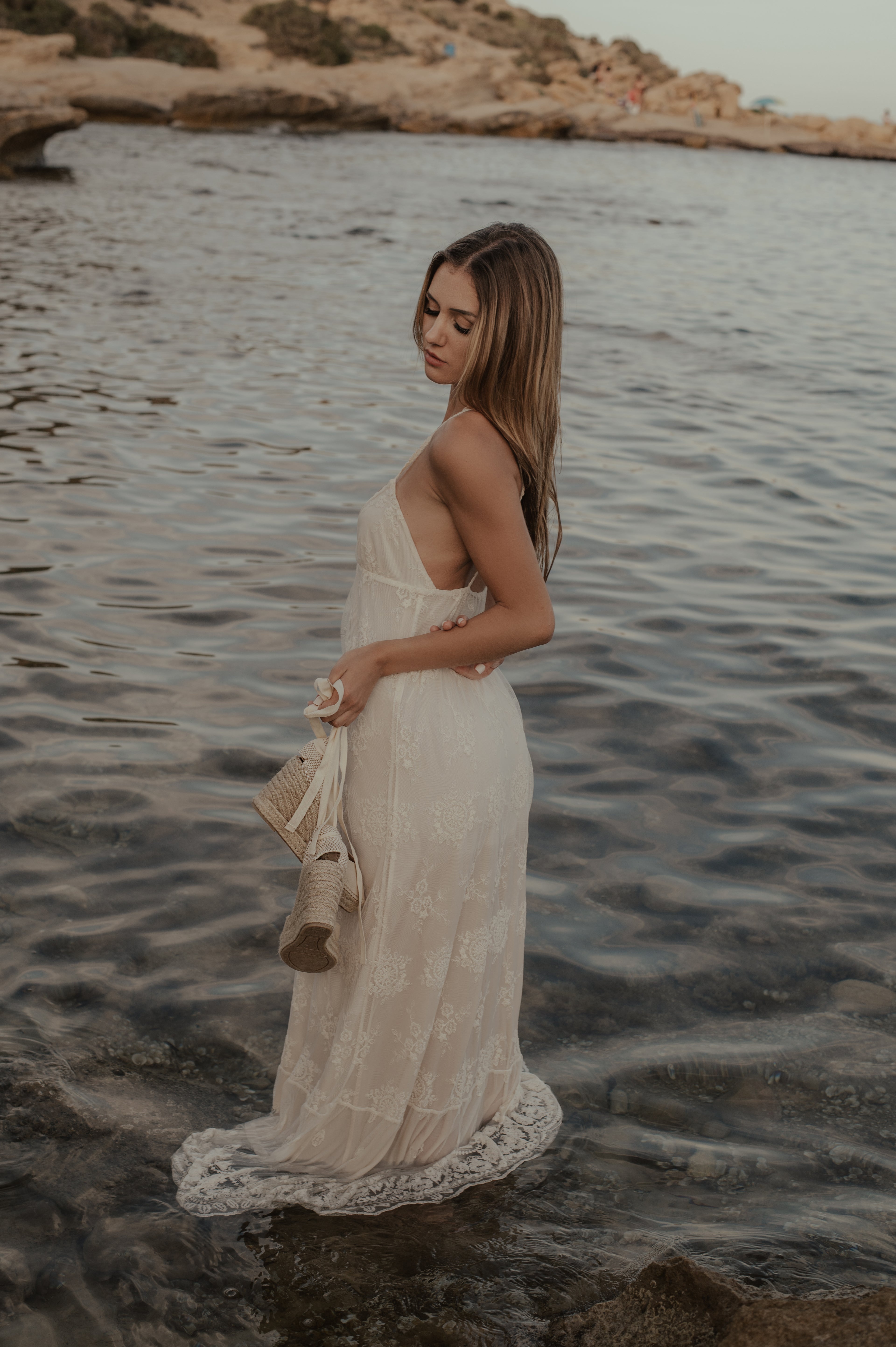 AITANA - Beige