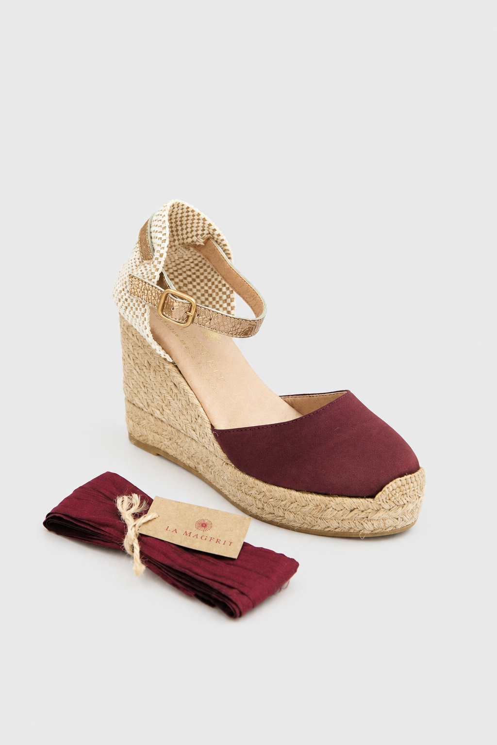LOLA - Burgundi
