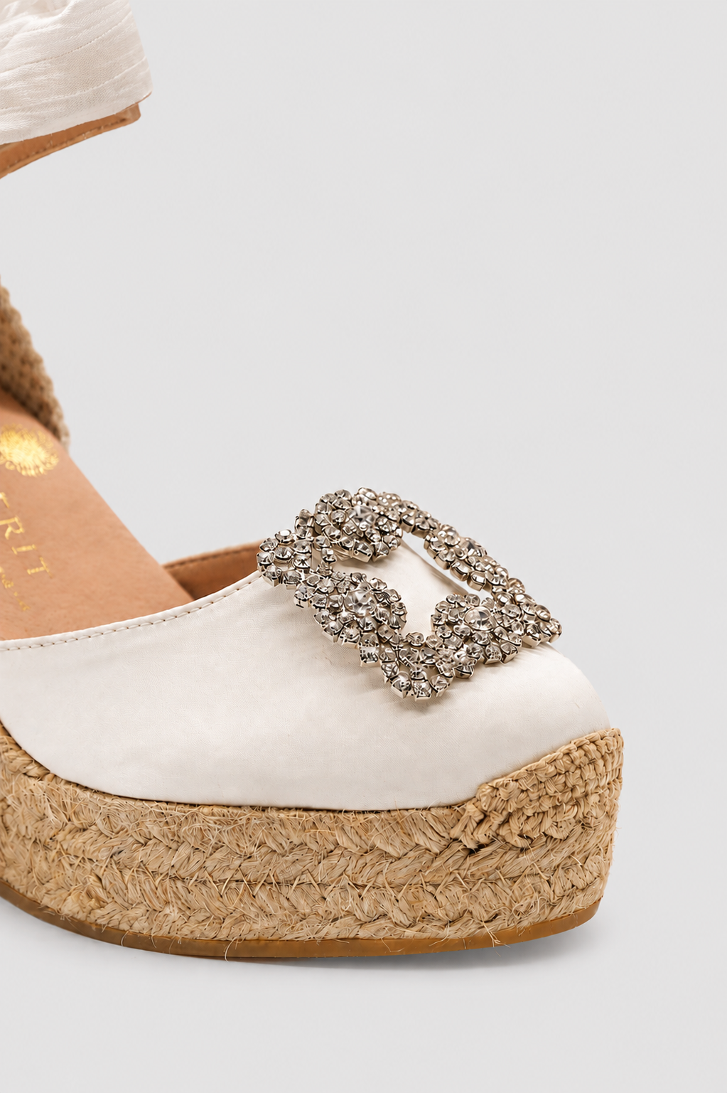 Personaliza tu Lola broche fiesta